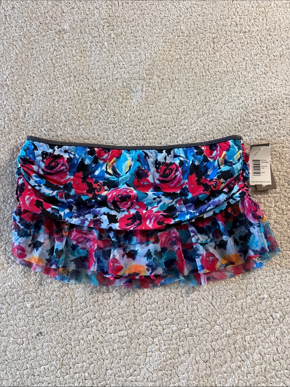 Kenneth Cole Reaction Floral Ruffle Swim Skirt in Blue, Pink, Black Large